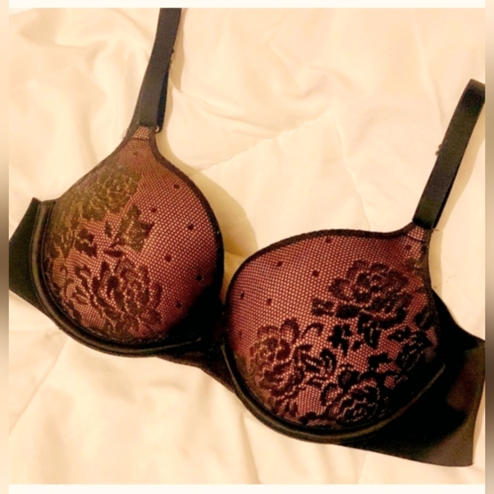 SECRET TREASURES BLACK LACE BRA SIZE 34B